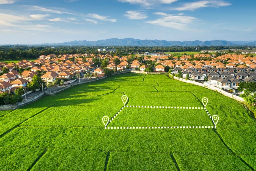 Les équipes de Maisons Jean Gueno vous guident dans le choix du terrain